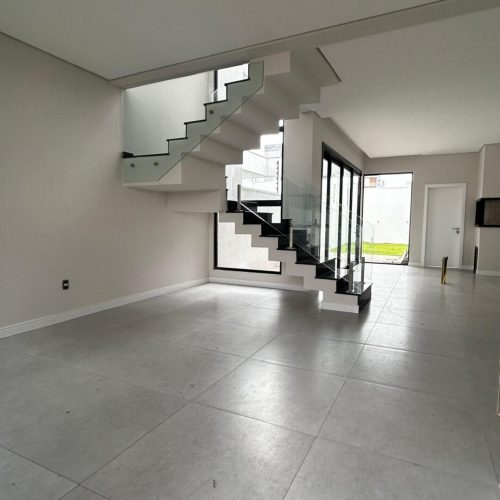 WhatsApp Image 2024-12-04 at 09.01.48