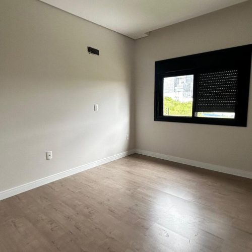 WhatsApp Image 2024-12-04 at 09.01.51 (1)