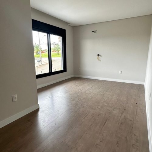 WhatsApp Image 2024-12-04 at 09.01.54 (1)