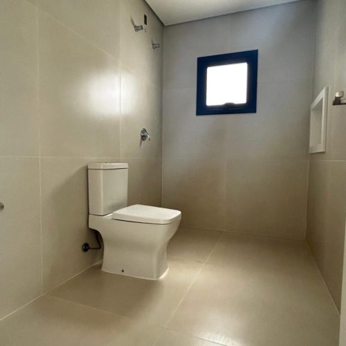 WhatsApp Image 2025-01-07 at 17.50.02