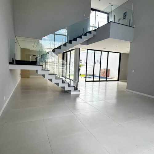 WhatsApp Image 2025-01-07 at 17.50.06 (1)