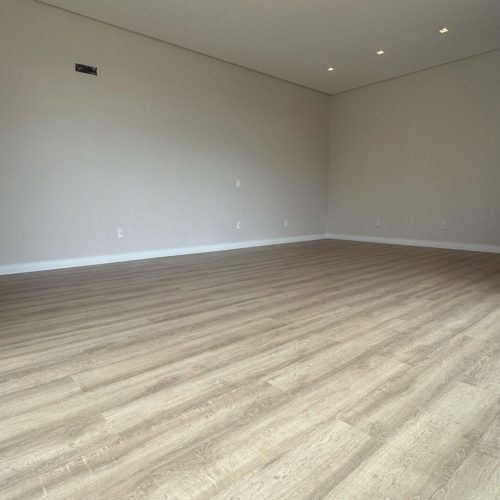 WhatsApp Image 2025-02-20 at 08.52.09 (1)