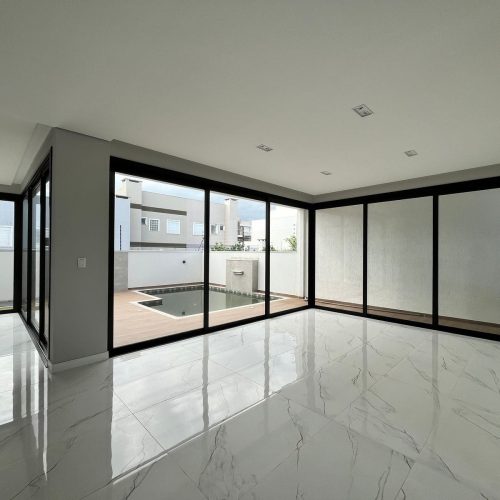 WhatsApp Image 2025-03-11 at 17.47.04 (2)