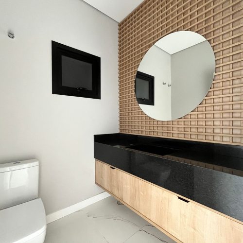 WhatsApp Image 2025-03-11 at 17.47.07